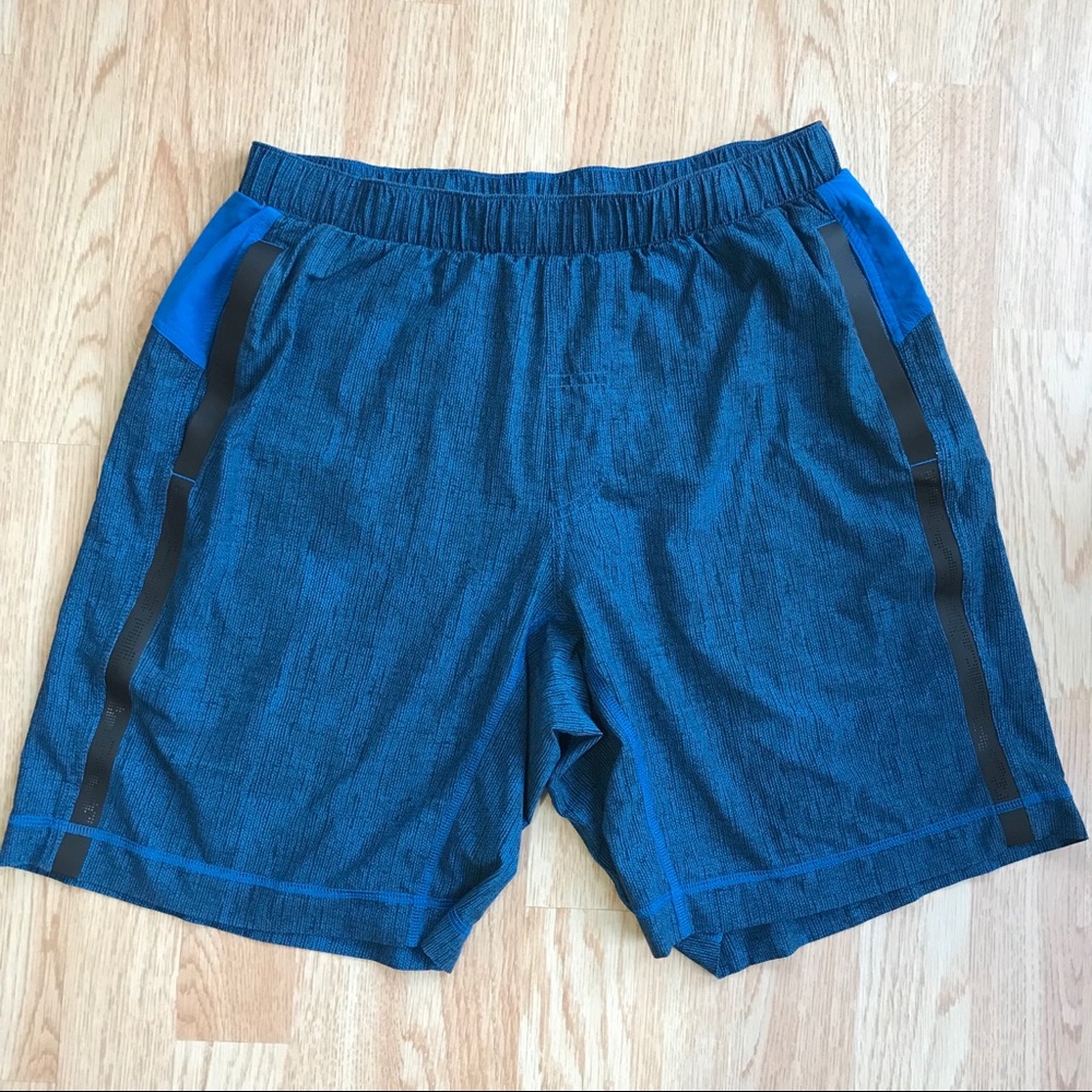 Men’s Lululemon Shorts with Liner